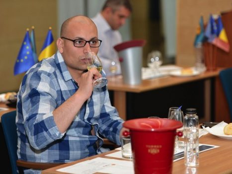 wine-seller-ionut-moroianu