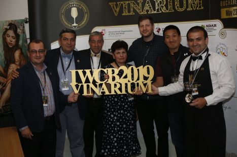 60919183_2326741810743081_3341552579980034048_o_2326741804076415