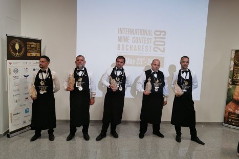 61013302_2330147870402475_870104140162793472_o_2330147853735810