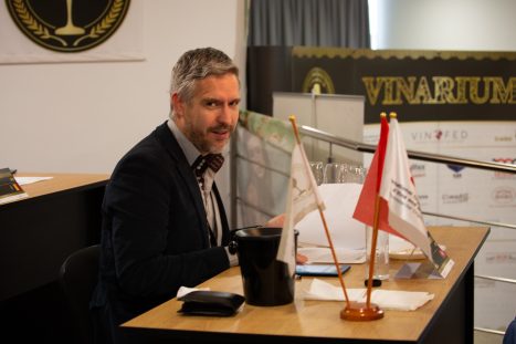 61206383_2330141167069812_1081526048497074176_o_2330141150403147