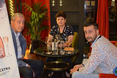 61535836_2333845270032735_535606976139231232_o_2333845263366069