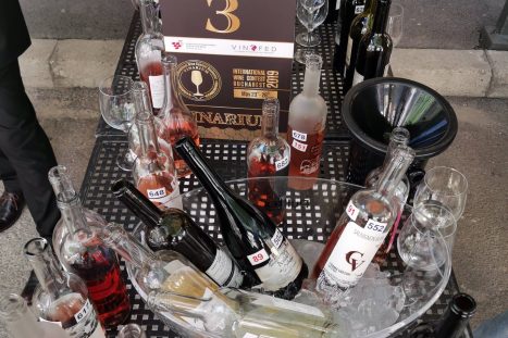 61630022_2330148773735718_105729995904647168_o_2330148770402385