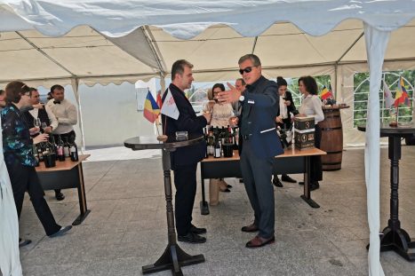 61696638_2333862273364368_6033259595709808640_o_2333862270031035