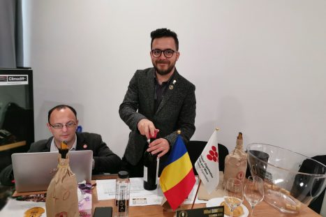 61722549_2330148667069062_9047065647988604928_o_2330148663735729