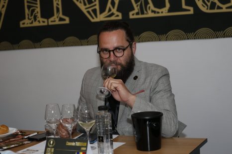 61772875_2333904796693449_7084385728246841344_o_2333904786693450